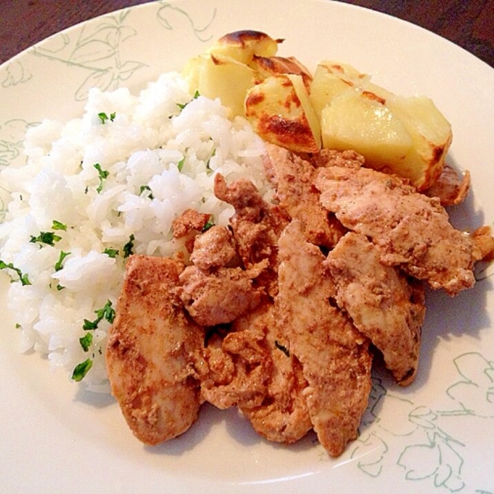 鳥のケバブ風ご飯〜グリルポテト添え